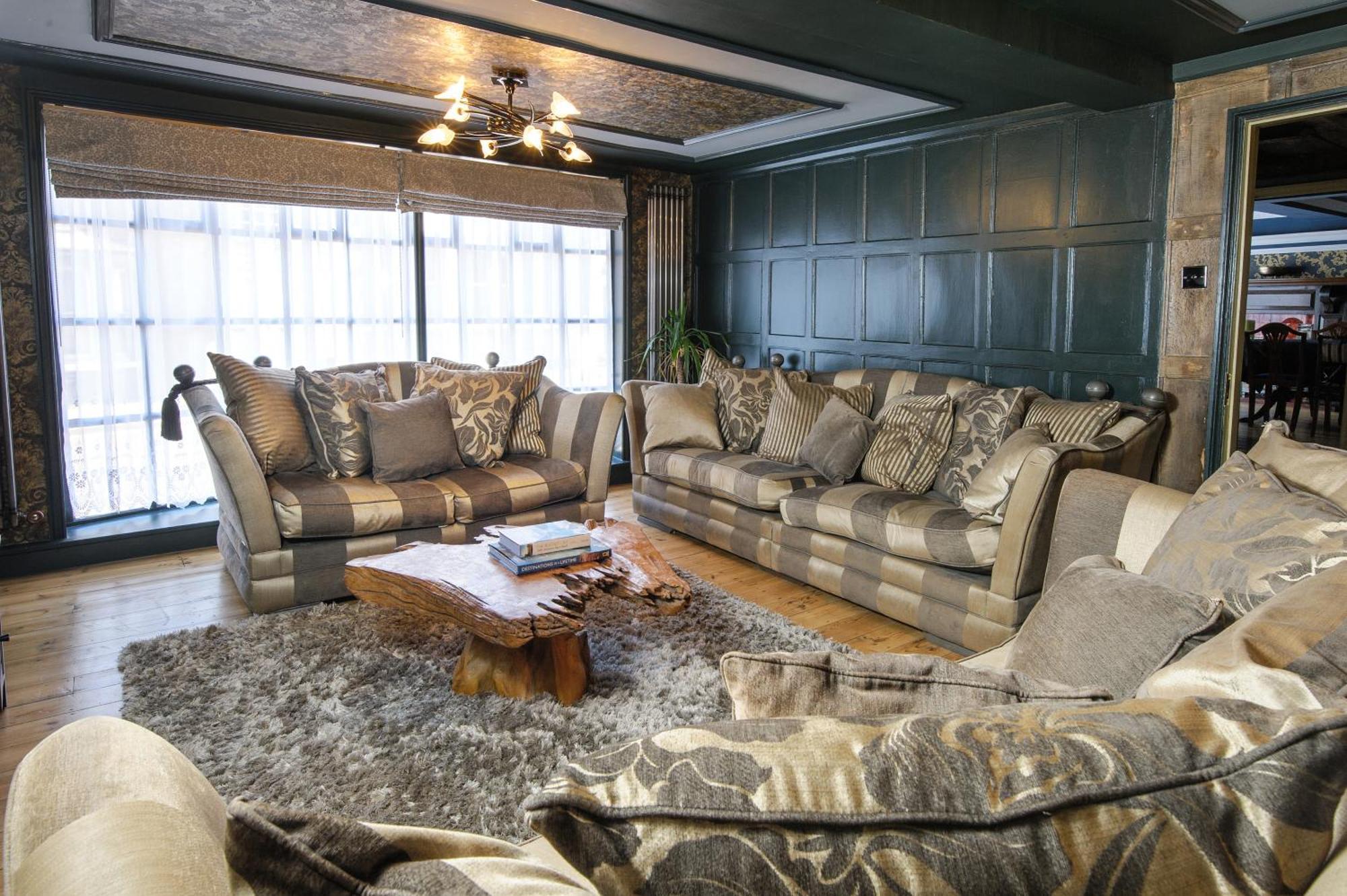 Huge Deluxe 600 Year Old Essex Manor, Hot Tub, Cinema Room, Sky Tv Saffron Walden Dış mekan fotoğraf