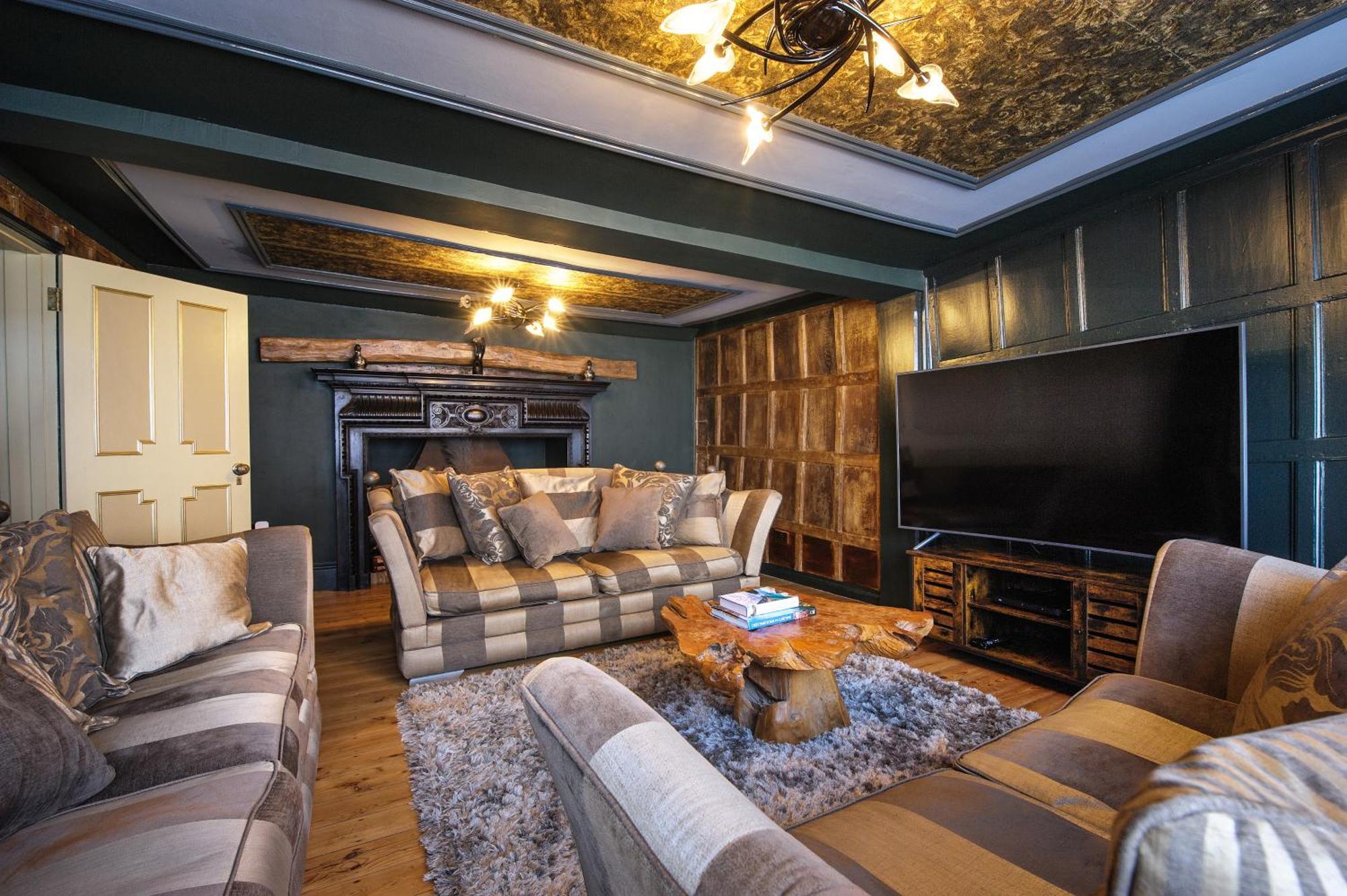 Huge Deluxe 600 Year Old Essex Manor, Hot Tub, Cinema Room, Sky Tv Saffron Walden Dış mekan fotoğraf