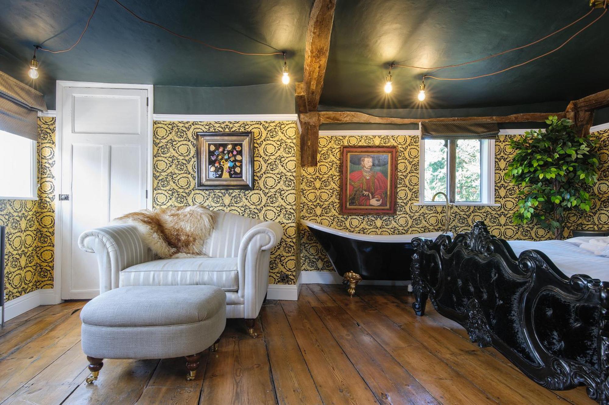 Huge Deluxe 600 Year Old Essex Manor, Hot Tub, Cinema Room, Sky Tv Saffron Walden Dış mekan fotoğraf