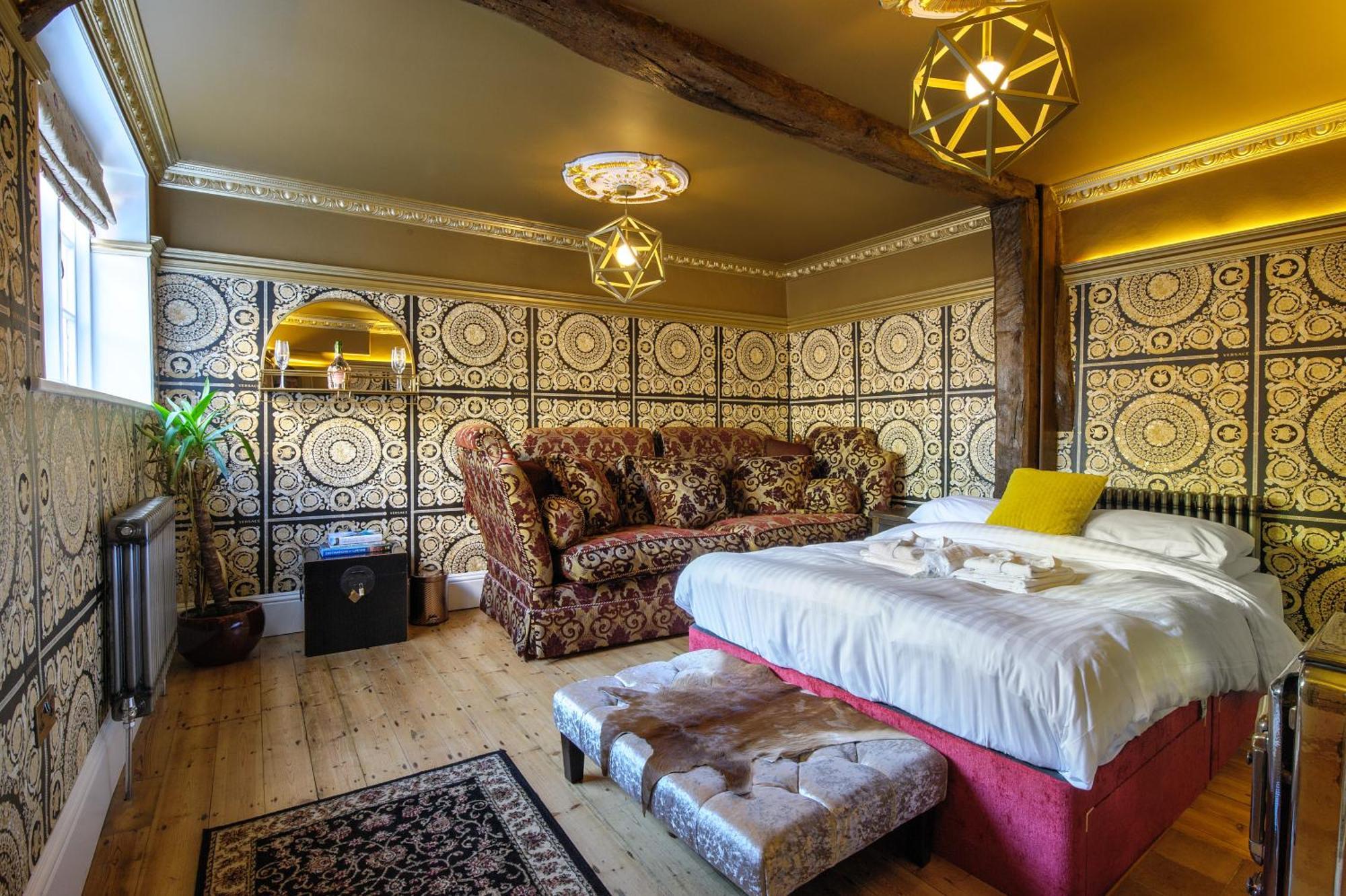 Huge Deluxe 600 Year Old Essex Manor, Hot Tub, Cinema Room, Sky Tv Saffron Walden Dış mekan fotoğraf