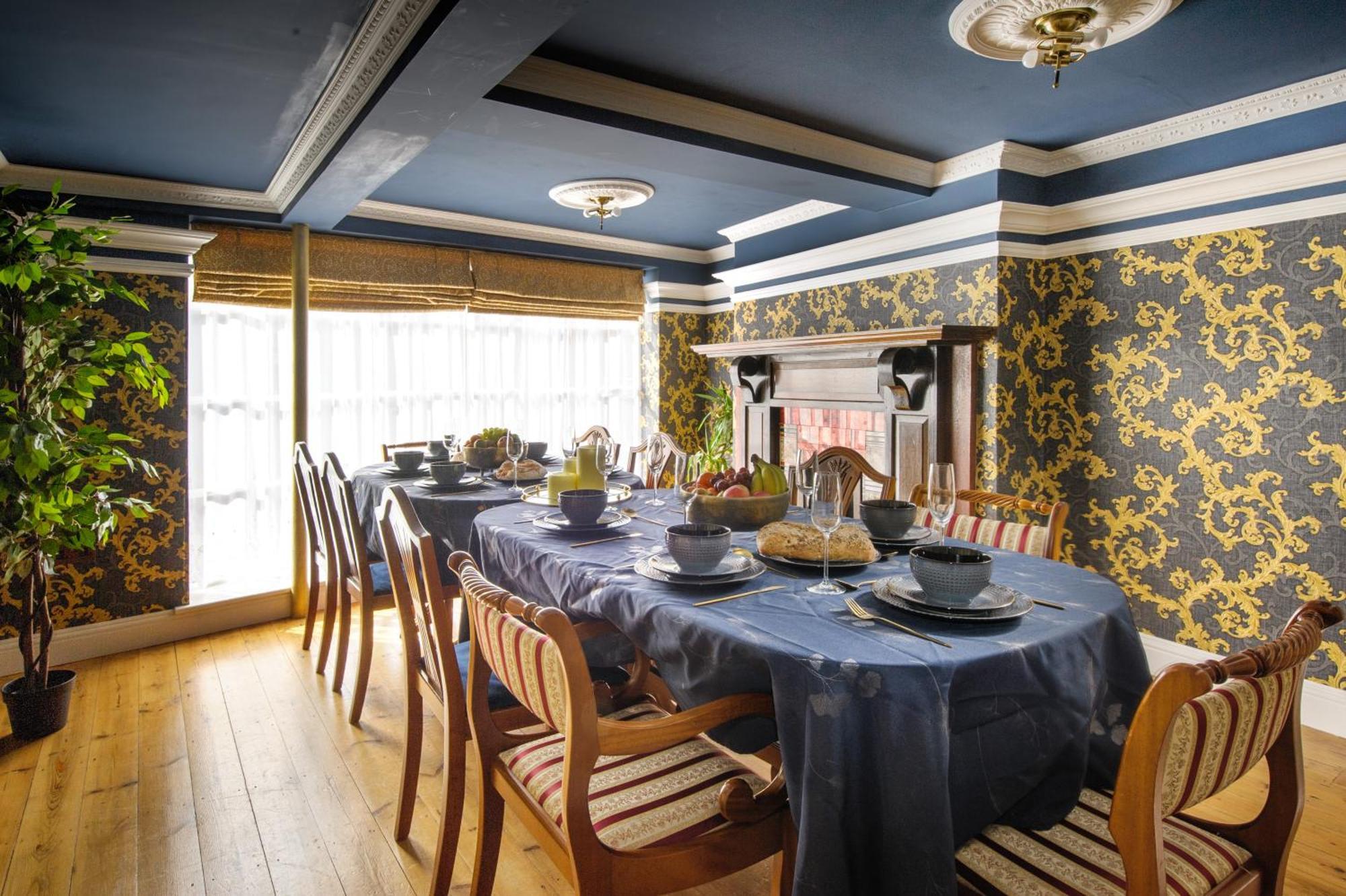 Huge Deluxe 600 Year Old Essex Manor, Hot Tub, Cinema Room, Sky Tv Saffron Walden Dış mekan fotoğraf